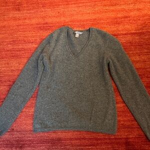 Cashmere by Charter Club Women's V-Neck Sweater in Charcoal